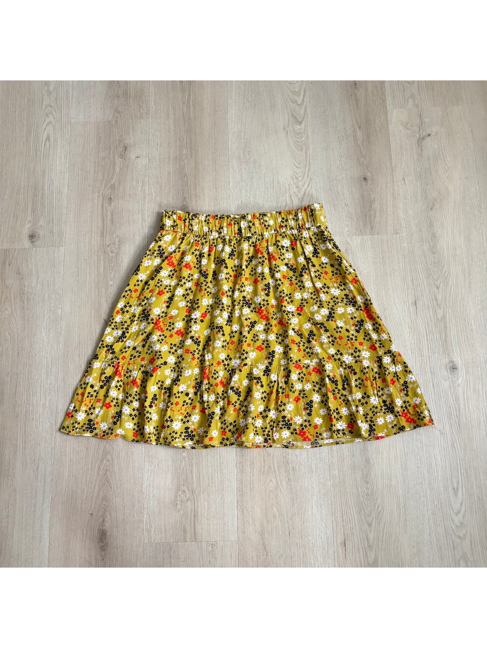 Loft EUC Women's Yellow Floral Tiered Mini Skirt Size S